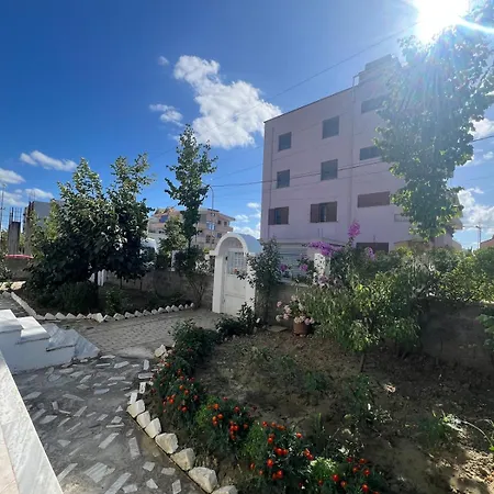 Vakantiehuis Private House *