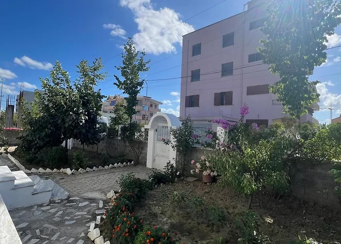 Vakantiehuis Private House *